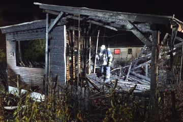 Explosion auf Mobilheimpark! Fliegende Wände und mehrere Schwerstverletzte