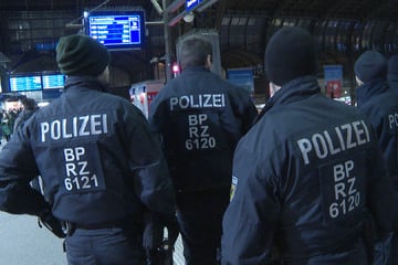 Hamburg: Waffenverbot in der Adventszeit: Die Bundespolizei kontrolliert an Hauptbahnhöfen