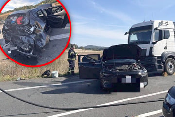 Vollsperrung nach mehreren Unfällen mit neun Verletzen auf der A36