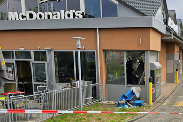 Anschlag auf McDonald's-Filiale in Zwickau!