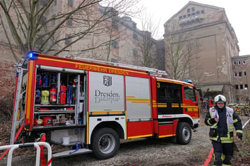 Dresden: Schon wieder: Feuer in der ehemaligen Mälzerei in Niedersedlitz