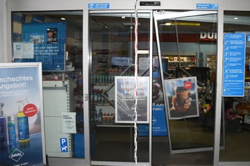 Einbruch in Tankstelle: Polizei sucht dringend nach Zeugen