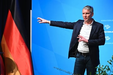 Protest-Welle in Düsseldorf: Höcke-Auftritt sorgt für jede Menge Demos