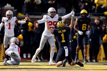 Michigan football: Did controversial referee calls contribute to win over Ohio State?