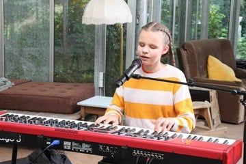 Dresden: "Dein Song": Dieses Geheimnis darf Dresdnerin Neyla endlich verraten