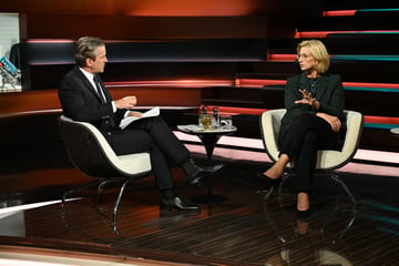 Markus Lanz reagiert fassungslos auf Aussage von Linken-Chefin: "Wahnsinn! Was macht sie da?"