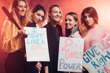 Frauenrechte weltweit auf dem Rückzug? Stiftung schlägt Alarm