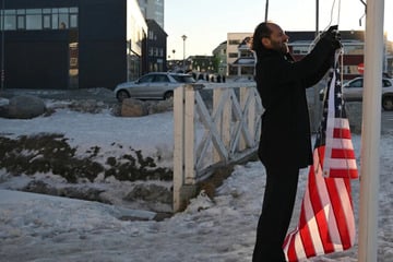 "Das tut mir aufrichtig leid": Schafroth entschuldigt sich für Flaggen-Skandal in Grönland