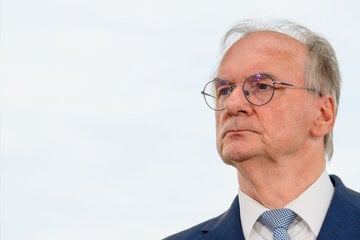 Haseloff fordert Lockerung beim Verbrennerverbot