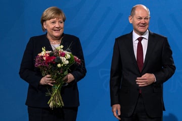 Bundeskanzler Scholz holt sich immer noch regelmäßig Rat von Merkel