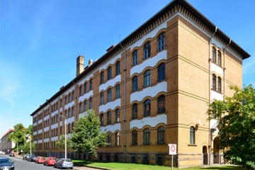 Leipzig: Trotz Sanierungsstau: Denkmalgeschützte Schule in Leipzig-West erstrahlt in neuem Glanz