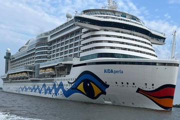 Notfall auf AIDA-Kreuzfahrtschiff: Rettungskräfte eilen verletzter Frau zu Hilfe