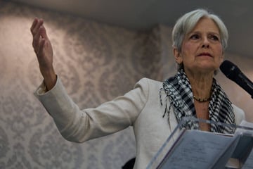 Jill Stein warns there is "no lesser evil" in final town hall before election