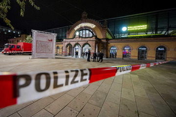 Messerangriff am Erfurter Hauptbahnhof: Opfer an der Lunge getroffen, Täter vor Gericht