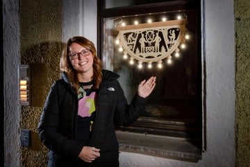 Gaga oder genial? In dieser Stadt im Erzgebirge steht der Schwibbogen kopf