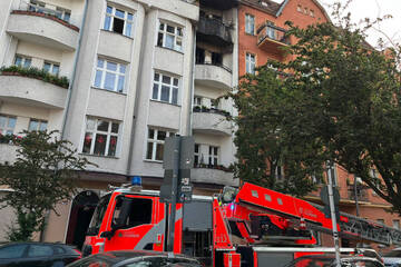 Berlin: Wohnungsbrand in Berlin-Schöneberg: Drei Verletzte