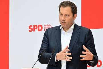 Landesparteitag in Sachsen: SPD-Chef Lars Klingbeil besucht Neukieritzsch