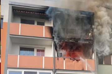 250.000 Euro Schaden nach Wohnungsbrand: 60 Rettungskräfte im Einsatz