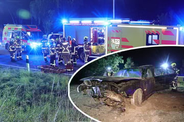 Unfall A14: Drei Schwerverletzte nach heftigem Autobahn-Unfall: BMW rast auf Feld