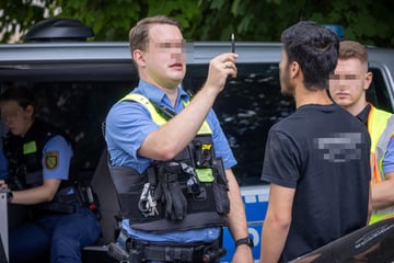 Chemnitz: Große Drogenkontrolle am Fuß des Chemnitzer Sonnenbergs