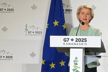 Ukraine-Krieg: Von der Leyen fordert mehr Russland-Sanktionen