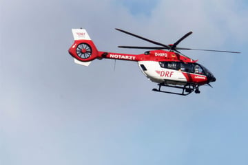 Sturz aus 14 Metern Höhe: Kleinkind lebensgefährlich verletzt