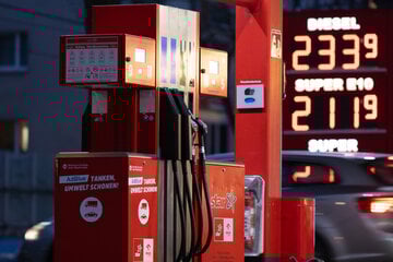 Steigende Dieselpreise: Transportgewerbe in Sachsen-Anhalt warnt vor Existenzkrise