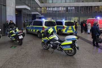 Massenschlägerei in Gerichtsflur: Auch zwei Justiz-Wachtmeister verletzt