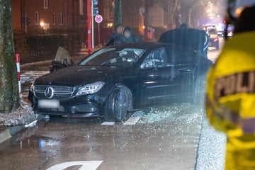 Hamburg: Verfolgungsjagd? Polizei schießt auf flüchtenden Mercedes