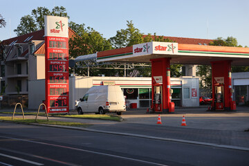 Täter gesucht: Tankstelle in Gorbitz überfallen