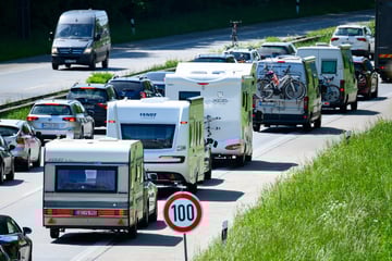 Bis zu 40 Minuten Verzögerung: Warnung vor Verkehrschaos zu Ferienbeginn im Norden