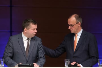 Landtagswahl in Sachsen-Anhalt: Merz unterstützt Schulze im Wahlkampf vor Ort