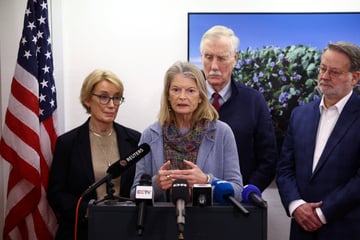 US senators visit Greenland to "rebuild trust" shattered by Trump's annexation threats