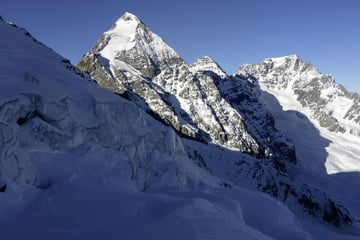Unglück auf der Zugspitze: Deutscher Alpinist von Lawine in den Tod gerissen