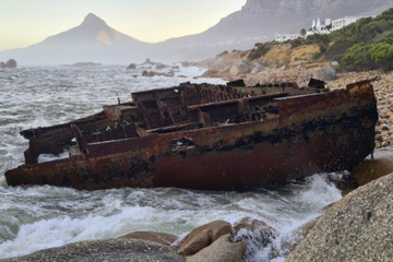 45 Jahre altes Schiffswrack an Strand angespült: Wie ist das möglich?