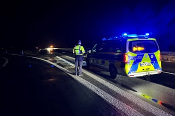 Unfall A44: Wegen Glatteis: Drei Tote und elf Verletzte nach Unfallserie auf der A44