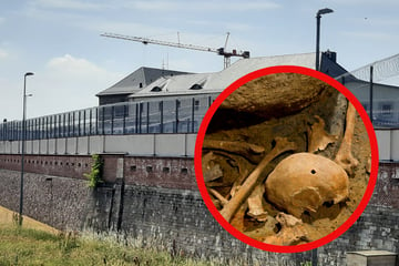 Massengrab an Knastmauer entdeckt: Stammen Knochen von Opfern der NS-Militärjustiz?