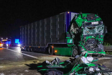 Laster kracht in Stauende: Tödlicher Unfall auf A15 bei Cottbus