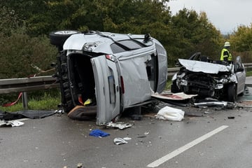Schon wieder! Erneut tödlicher Unfall auf Bundesstraße, zwei Frauen lebensgefährlich verletzt