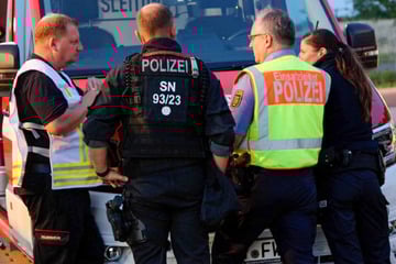 13-Jähriger in Sachsen spurlos verschwunden: Polizei sucht mit Booten und Hubschraubern
