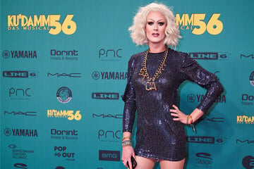 Wegen Kinderpornos: Berliner Dragqueen Jurassica Parka angeklagt