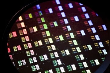 US opens probe into China chip industry over "anticompetitive" concerns