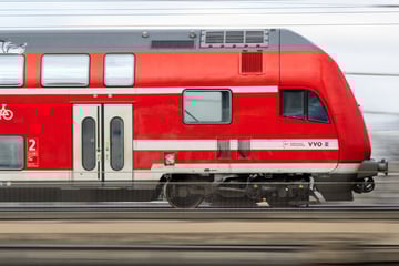 Bahnverkehr zwischen Dresden und Leipzig: In einer Richtung rollt es wieder!