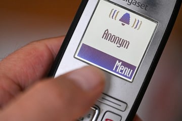 Abgezockt! "Bankmitarbeiter" überweist sich selbst 50.000 Euro