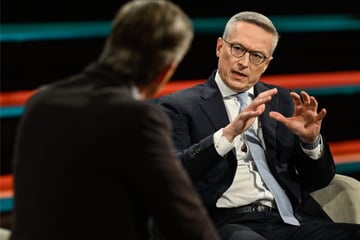 Digitalminister gesteht Markus Lanz: "Das ist ein megadickes Brett"