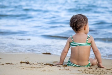 Miese Masche im Urlaubsparadies: So filmen Männer heimlich Kinder an Stränden