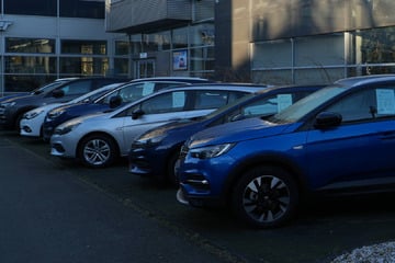 Leipzig: Einbruch über Weihnachten: Dieb lässt nagelneuen Opel mitgehen