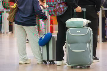 Hamburg: Mehrere Tausend Fluggäste klagen in Hamburg gegen Airlines