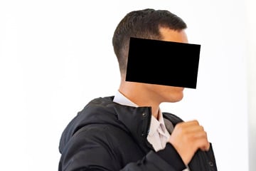 Unterleibs-Tritt und Kopfnuss: Polizisten-Pöbler muss Schmerzensgeld zahlen