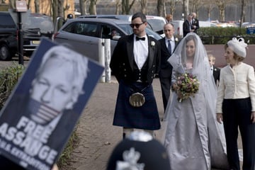 Hochzeit hinter Mauern: Julian Assange heiratet Stella Moris im Gefängnis